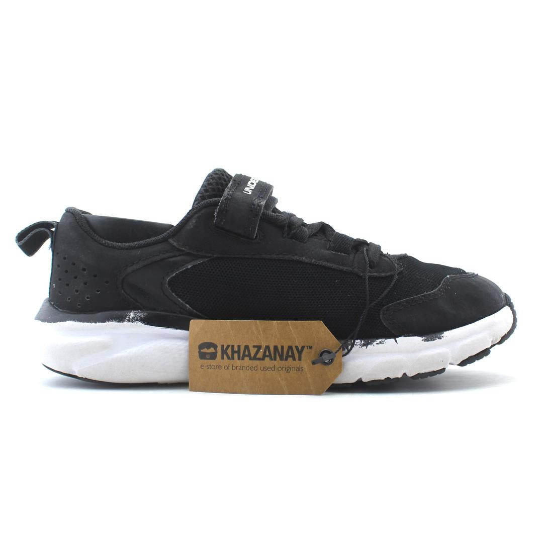 UNDER ARMOUR UA ASSERT 9