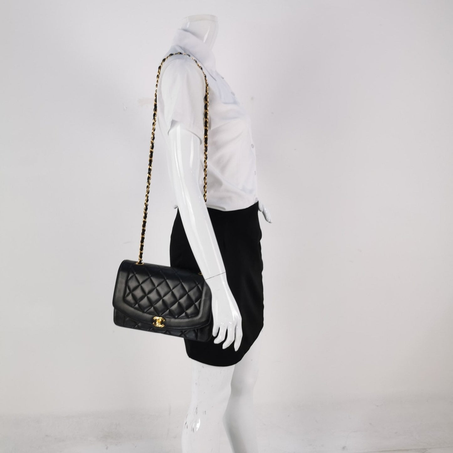 Chanel Diana CC Flap Bag 1994   Black Lambskin Leather with 24k Gold Hardware