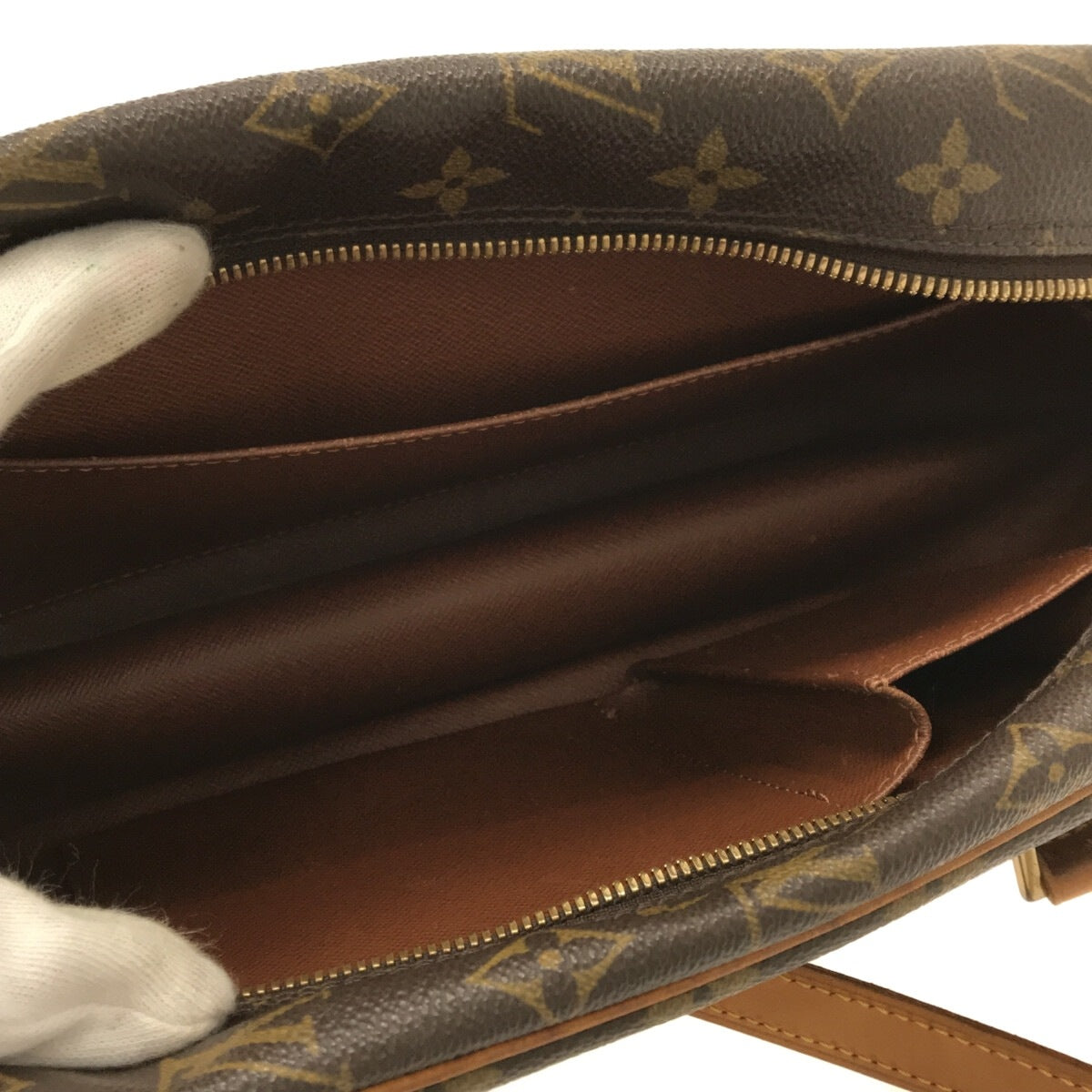 Louis Vuitton Cite MM Monogram Canvas Shoulder Bag