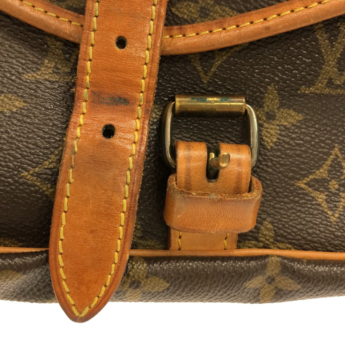 Louis Vuitton Saumur 30  Monogram Canvas Shoulder Bag