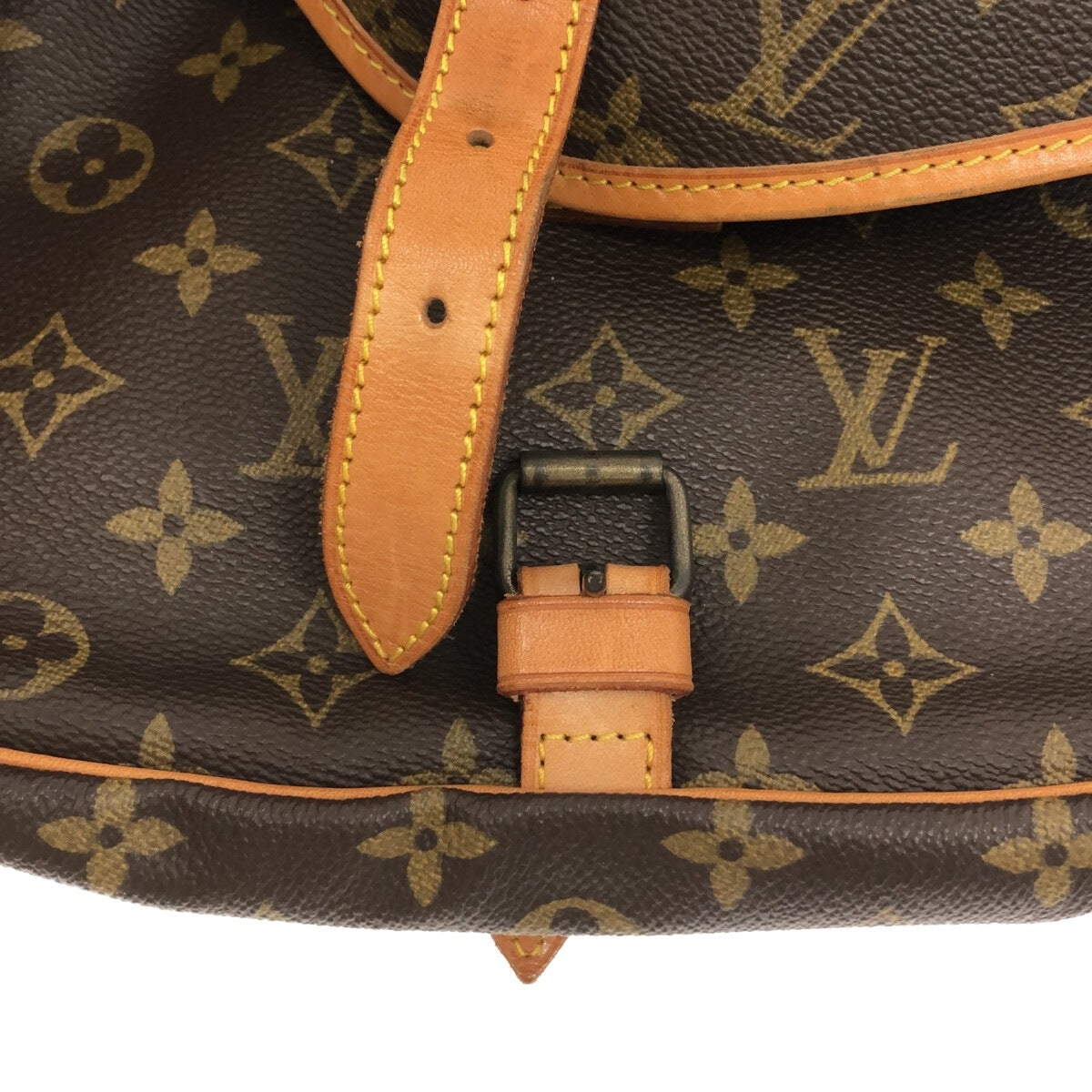 Louis Vuitton Saumur 30 Monogram Canvas Shoulder Bag