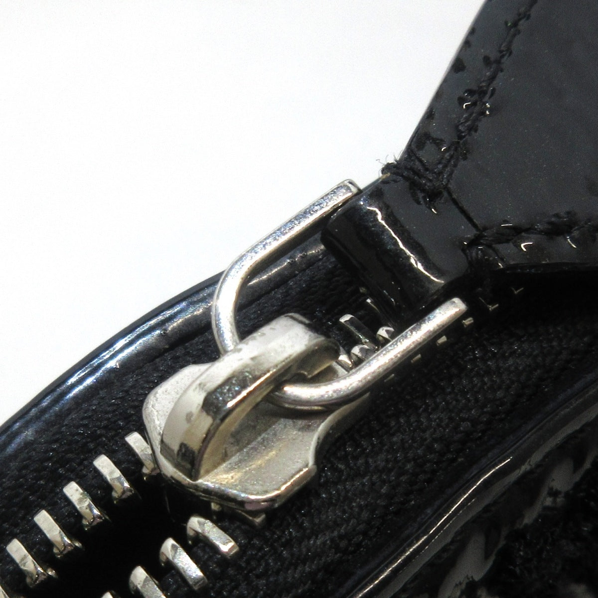 Louis Vuitton Lockit Patent Leather Embroidery Handbag