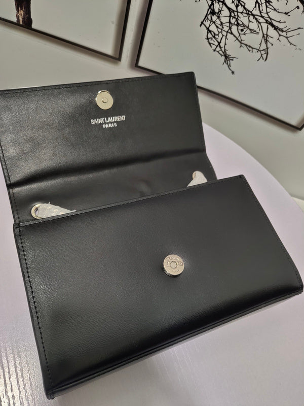 Amelia - YSL Bag - 3545