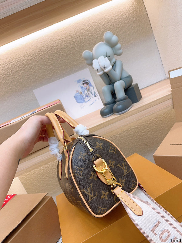 Amelia - LV Bags - 14486