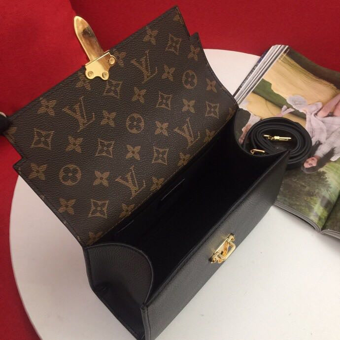 Fashion Lu-Vi bags - 3699