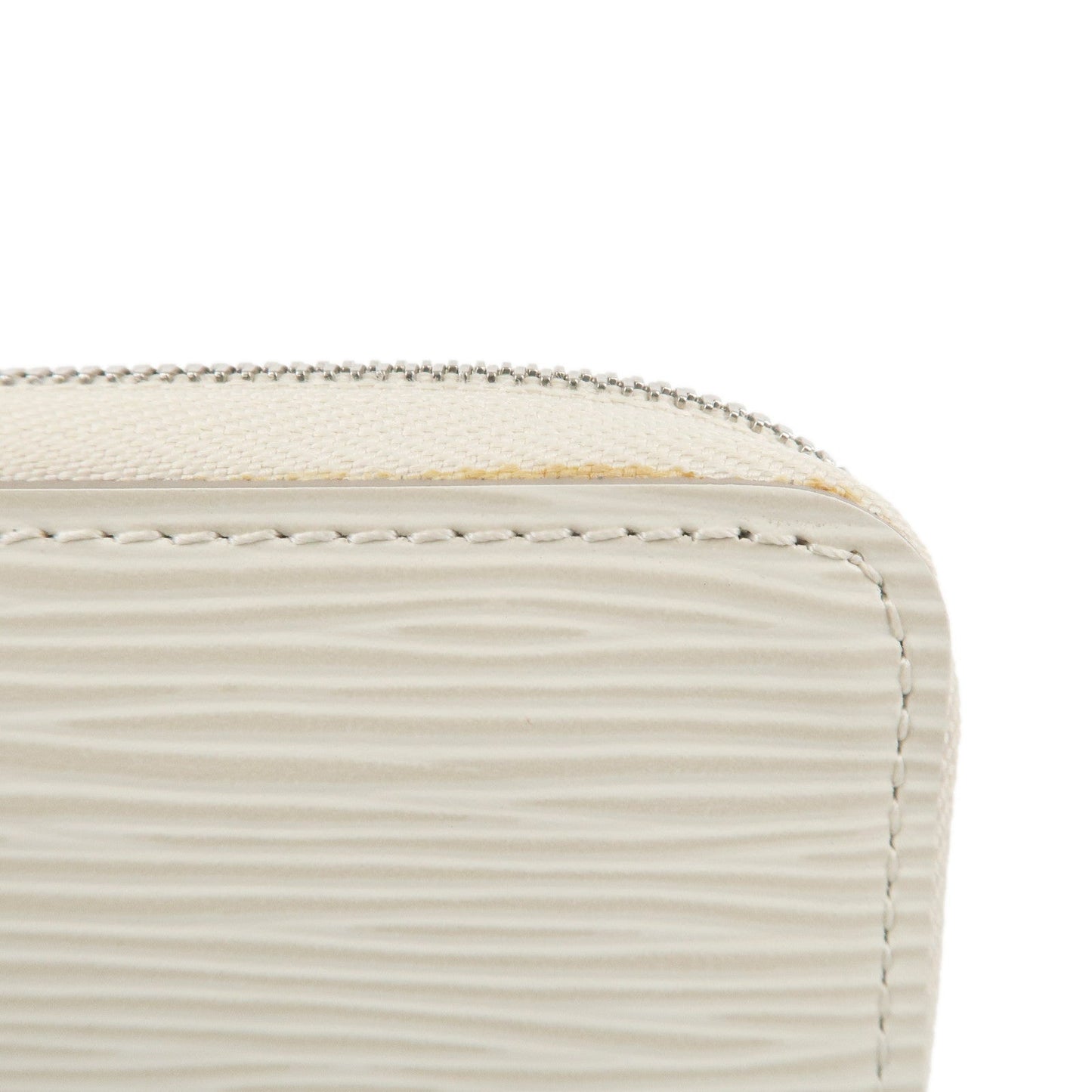 LOUIS VUITTON Epi Leather Zippy Coin Case Yvoire Ivory M6015J