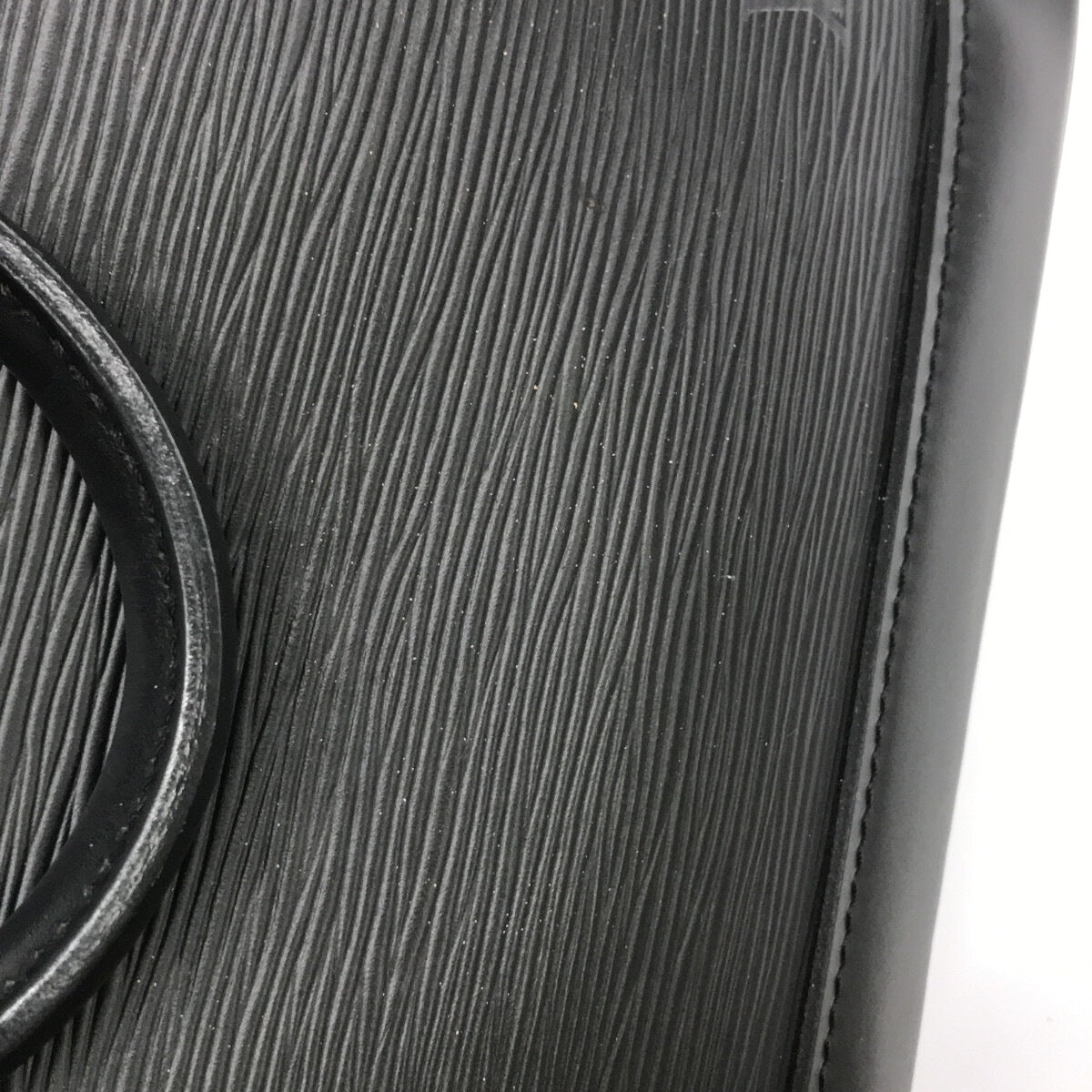Louis Vuitton Alma Epi Leather Handbag