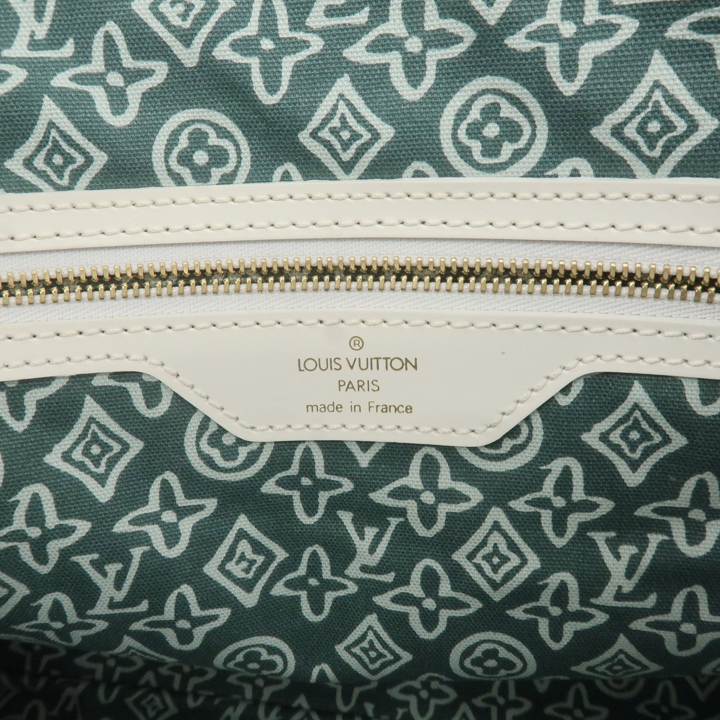 Louis Vuitton Cruise Line Tahitienne GM Shoulder Bag Green M95678