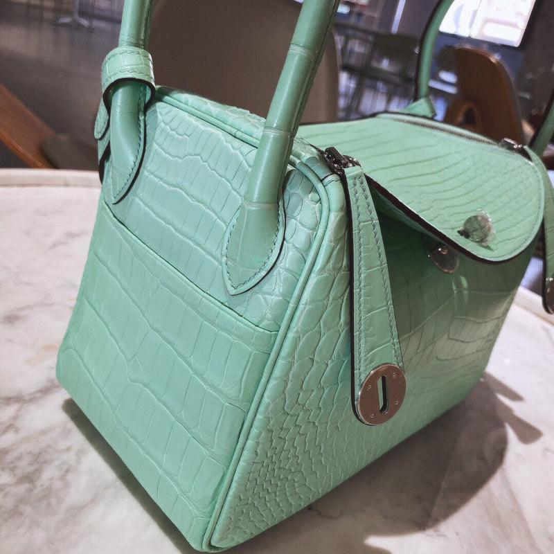 Amelia - HMS Bags - 1607