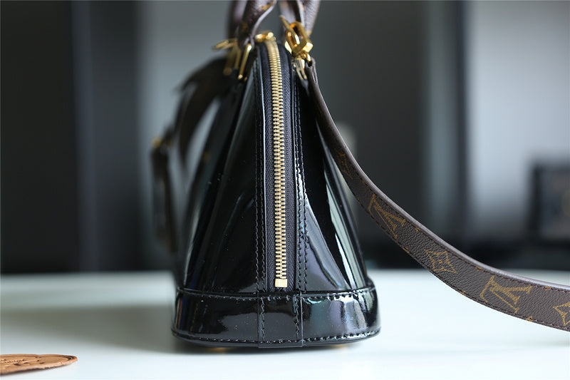 Glami-i LOV Lady Bags - 1906