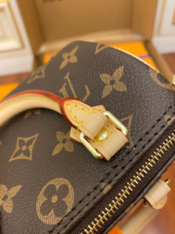 Amelia's Bag Gallery - LOV Bags - 1049