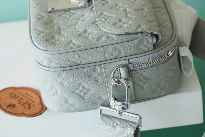 Fan Fashion Lu-Vi bags - 9909