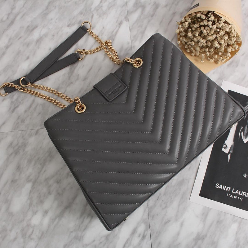 Amelia - YSL Bag - 2806