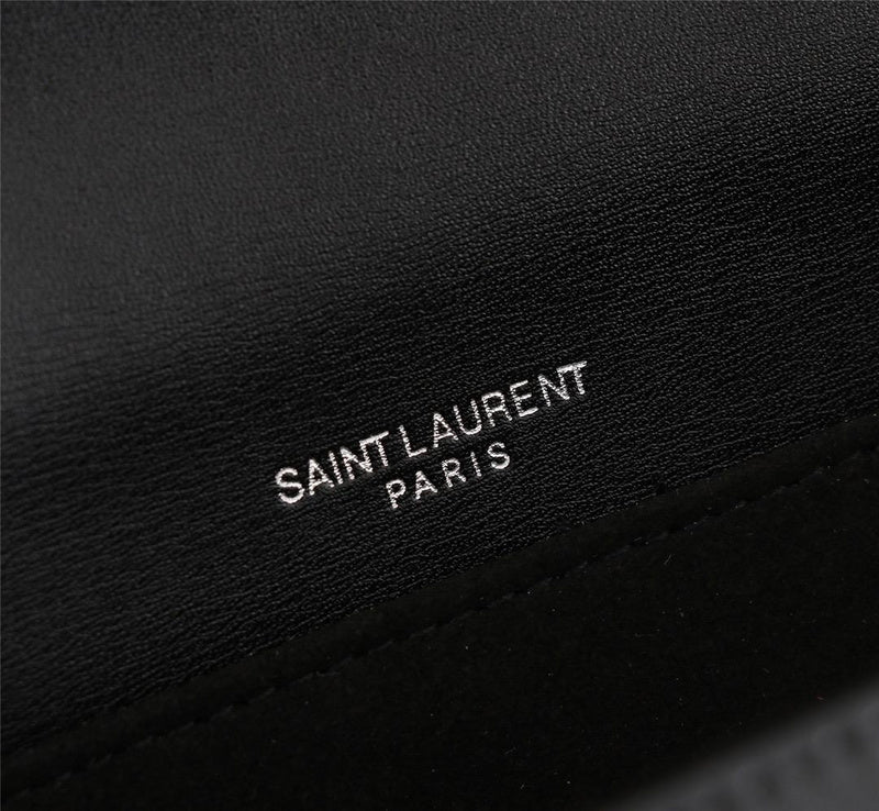 Amelia - YSL Bag - 2837