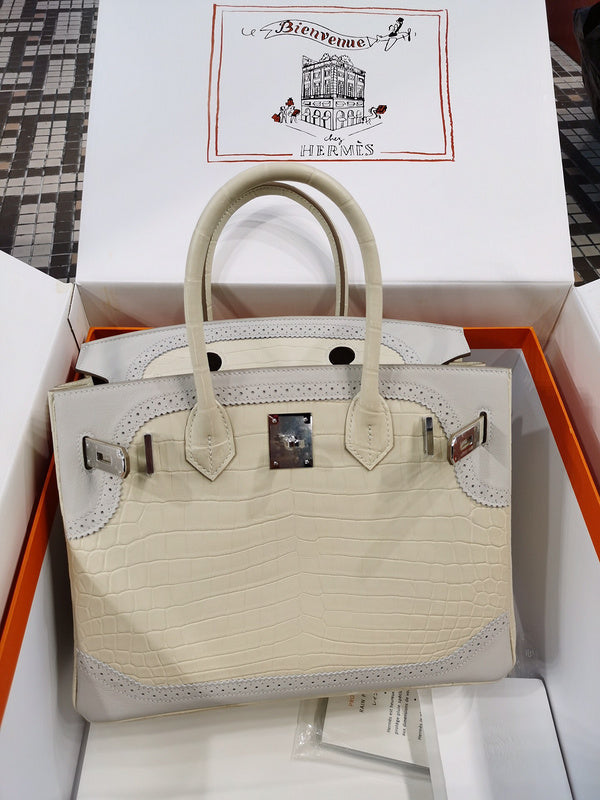 Amelia - HMS Bags - 1586
