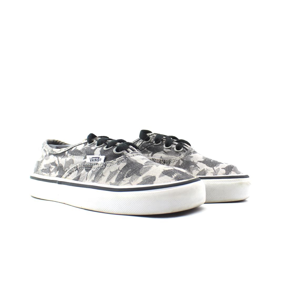 VANS AUTHENTIC