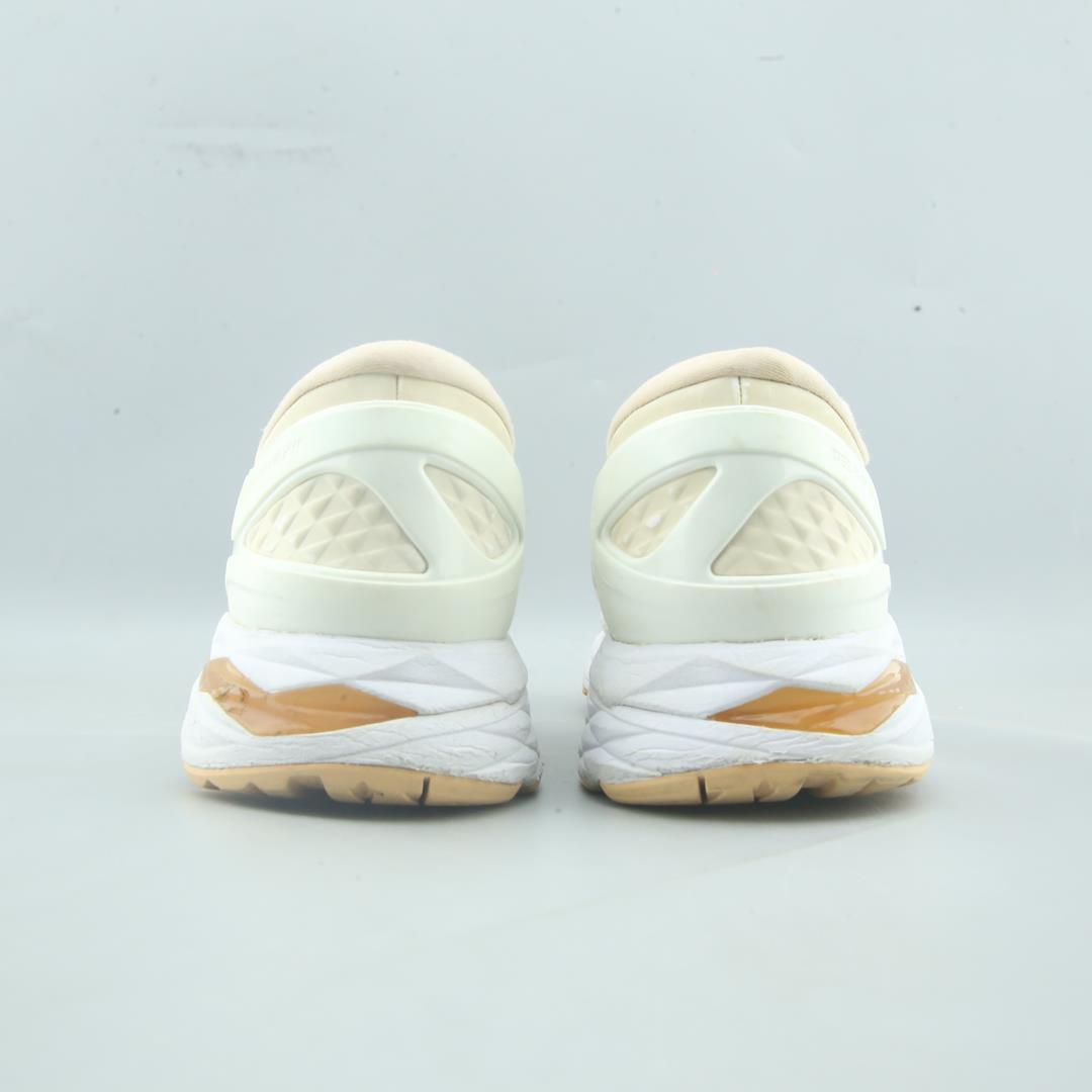 ASICS GEL KAYANO 24