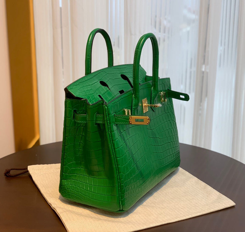 Amelia - HMS Bags - 1705