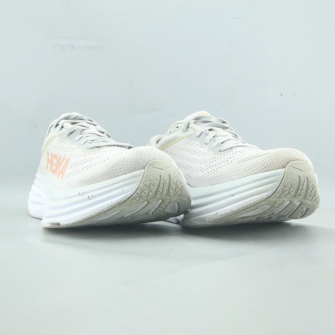 HOKA ONE ONE BONDI 8