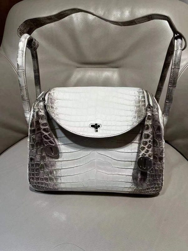 Amelia - HMS Bags - 1752