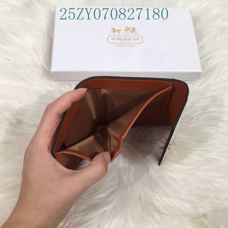 Amelia - CAH Wallet - 156
