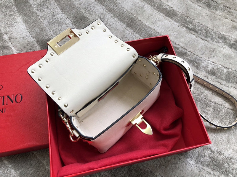 VAL LUXURY BAGS - FOR FASHION LOVERS  AFFORDABLE LUXURY BAGS- 1326