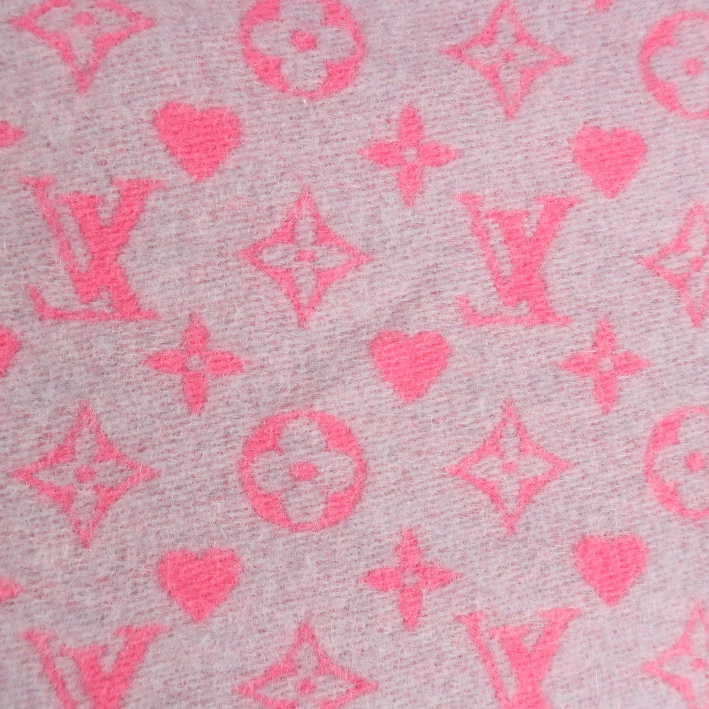 Louis Vuitton Escharp Game On Pink Scarf Pink M76901