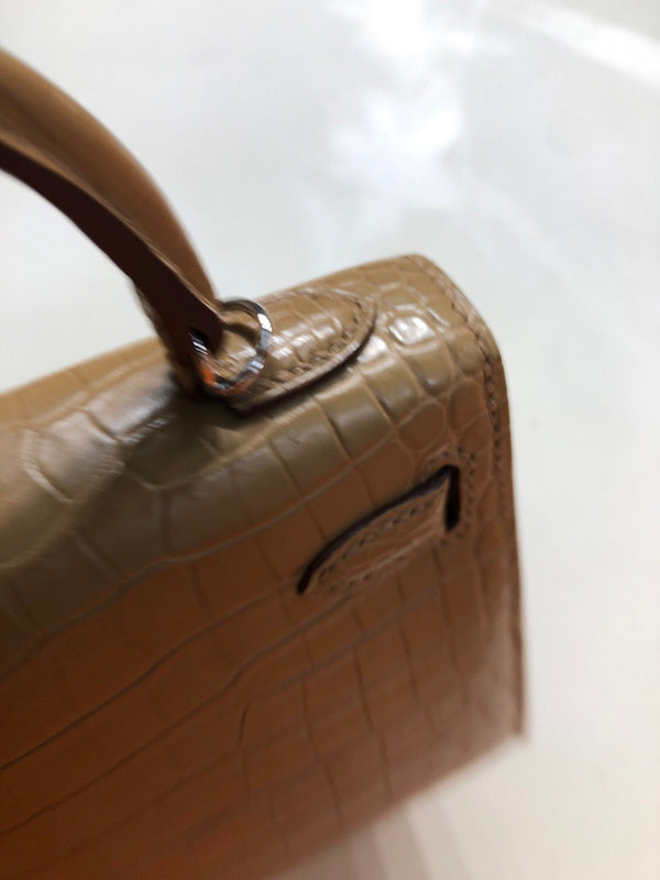 Amelia - HMS Bags - 1528