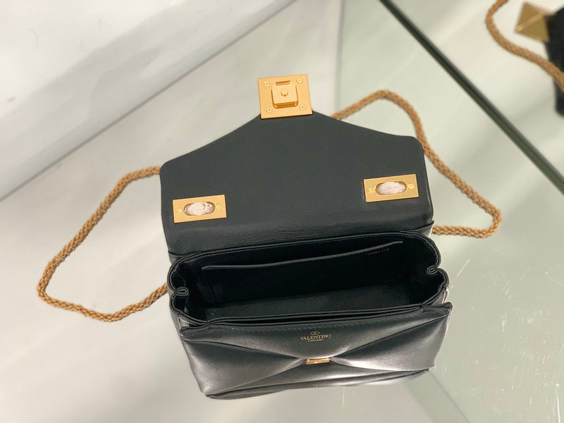 Amelia's Bag Gallery - VEL Bags - 346