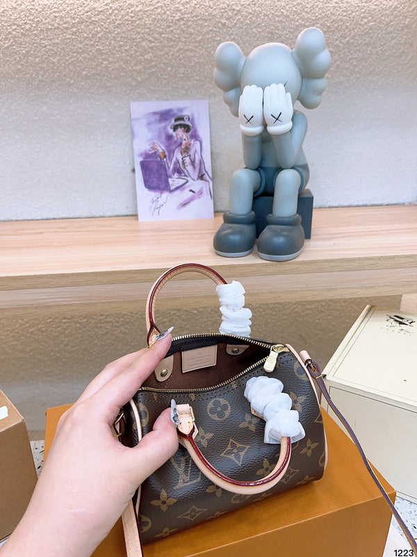 Amelia - LV Bags - 14615