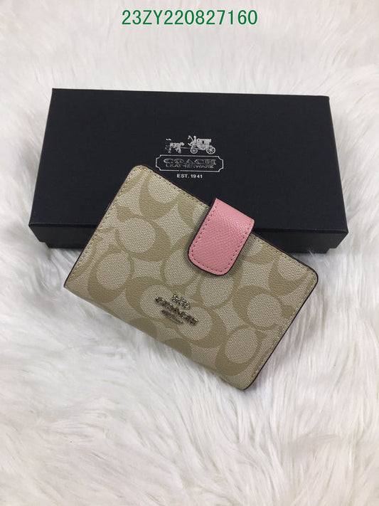 Amelia - CAH Wallet - 145