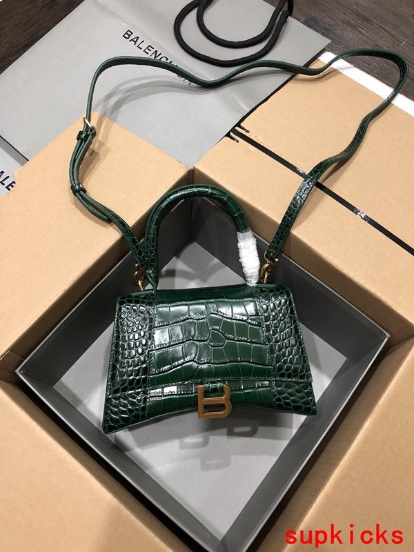 Amelia- BG Hourglass Bags - 100