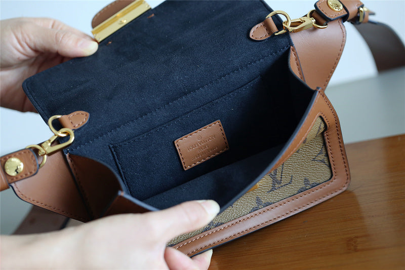 Fan Fashion Lu-Vi bags - 8146