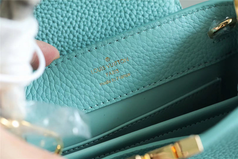 Fan Fashion Lu-Vi bags - 8343