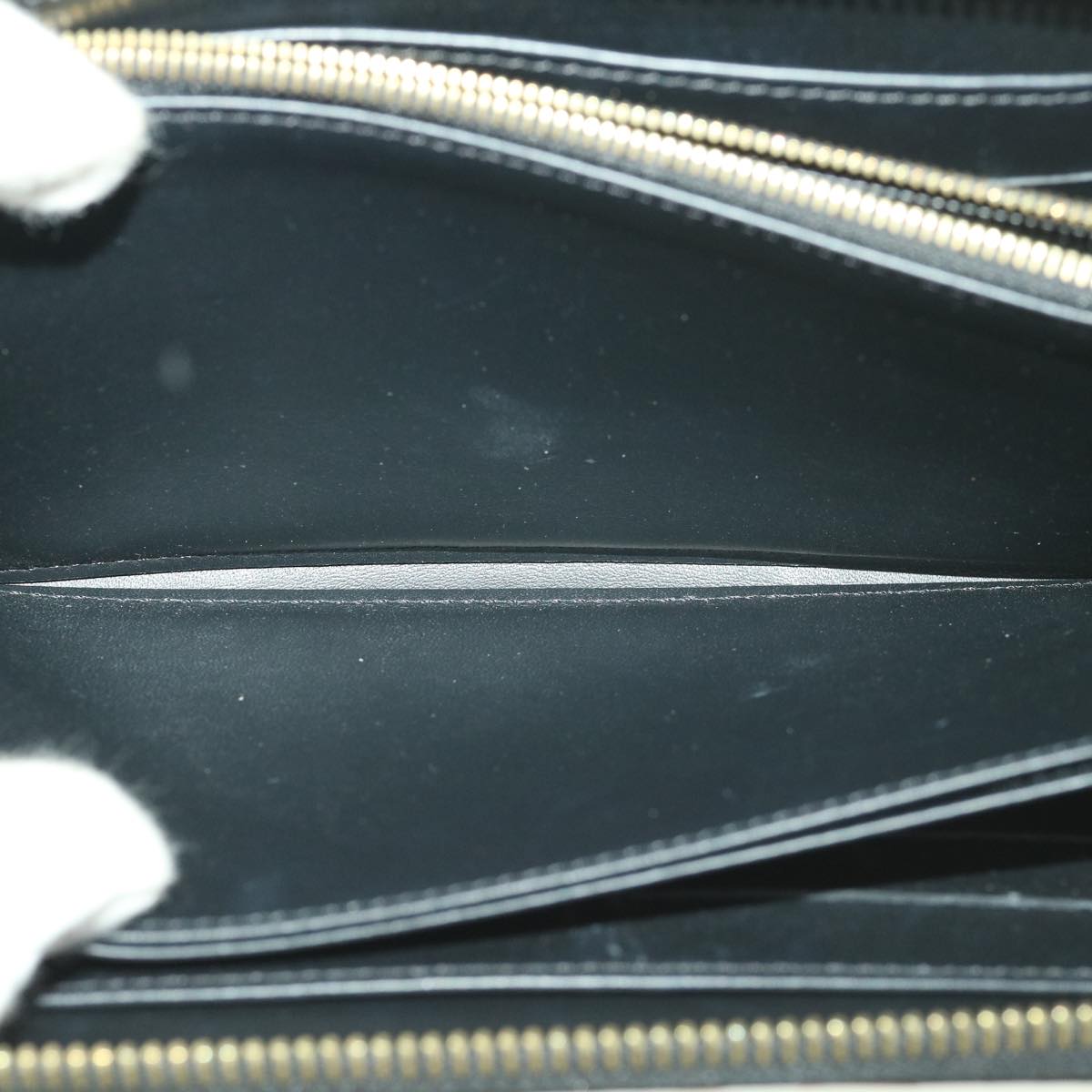 LOUIS VUITTON Vernis Nicolas Ghesquire Zippy Wallet White M50370 LV Auth 39244
