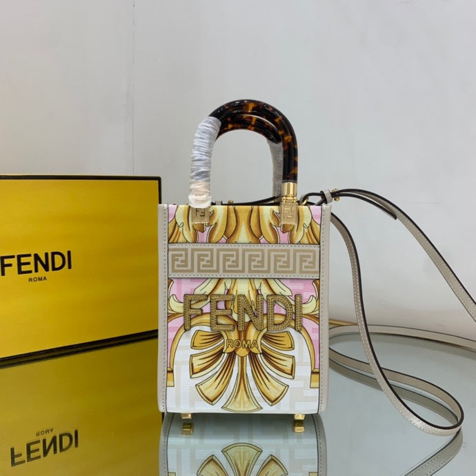 Amelia's Bag Gallery - VAR Bags - 200
