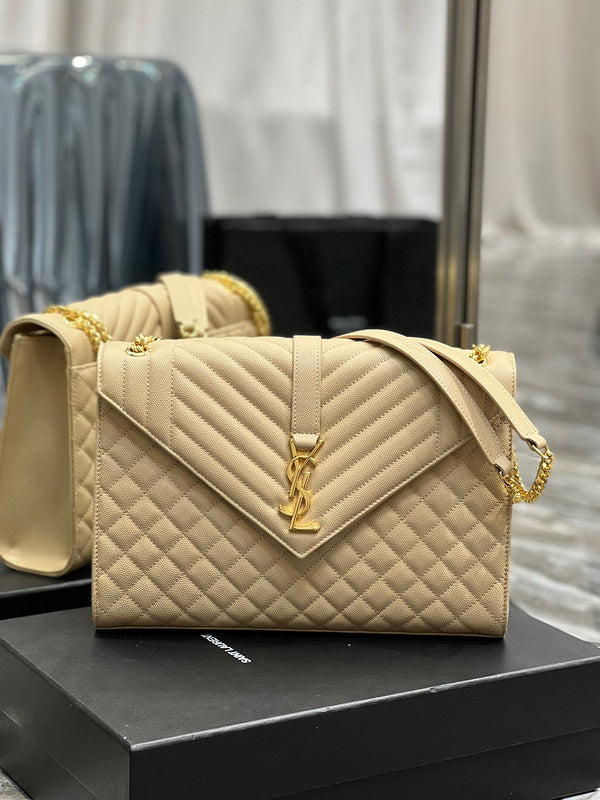 Amelia - YSL Bag - 1888