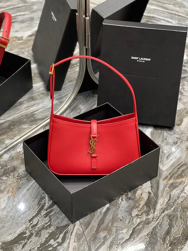 Amelia - YSL Bag - 2481