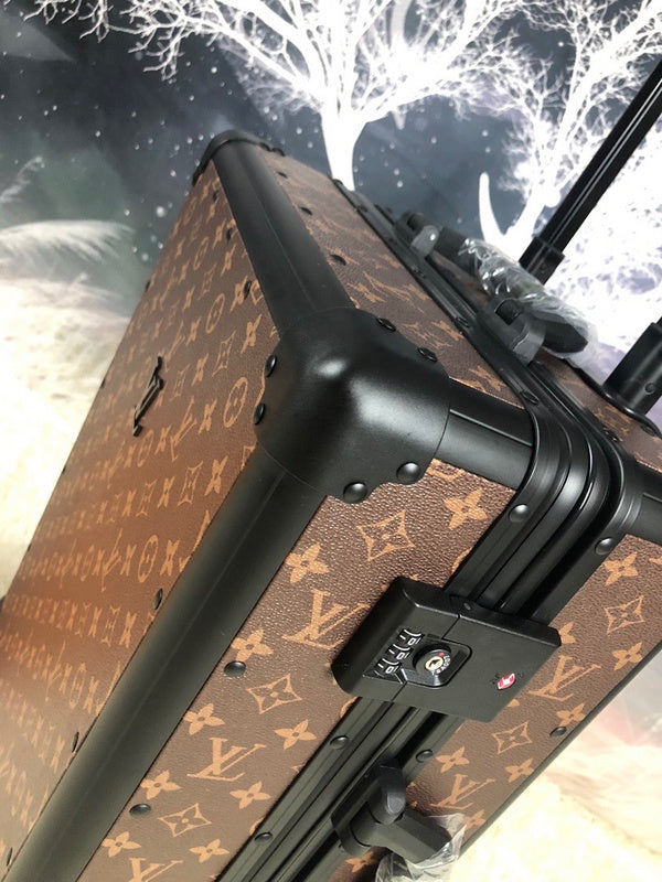 Fan Fashion Lu-Vi bags - 11406