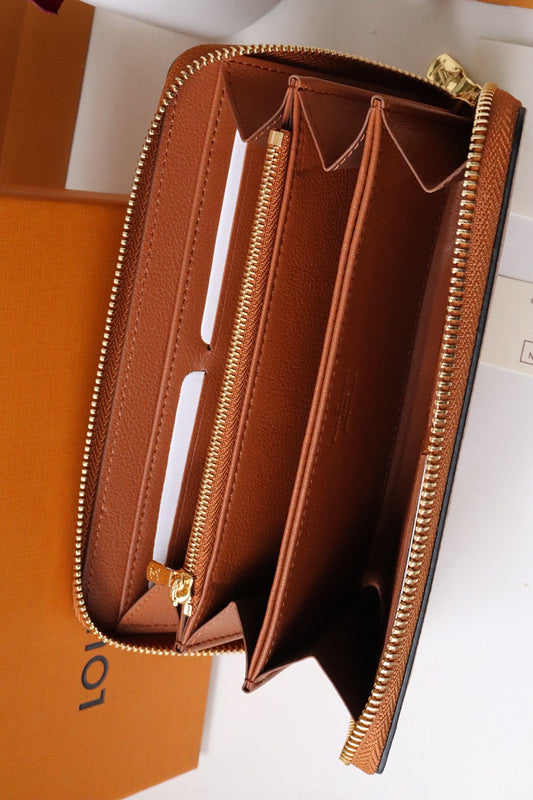 Amelia- LOV  Luxury  Wallets - 652