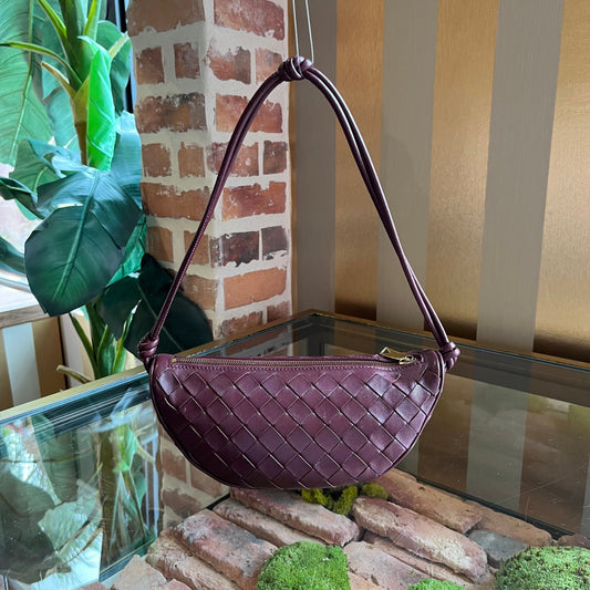 B-VENETA Half Moon Barro M  Brass Nappa Intrecciato Shoulder Bag