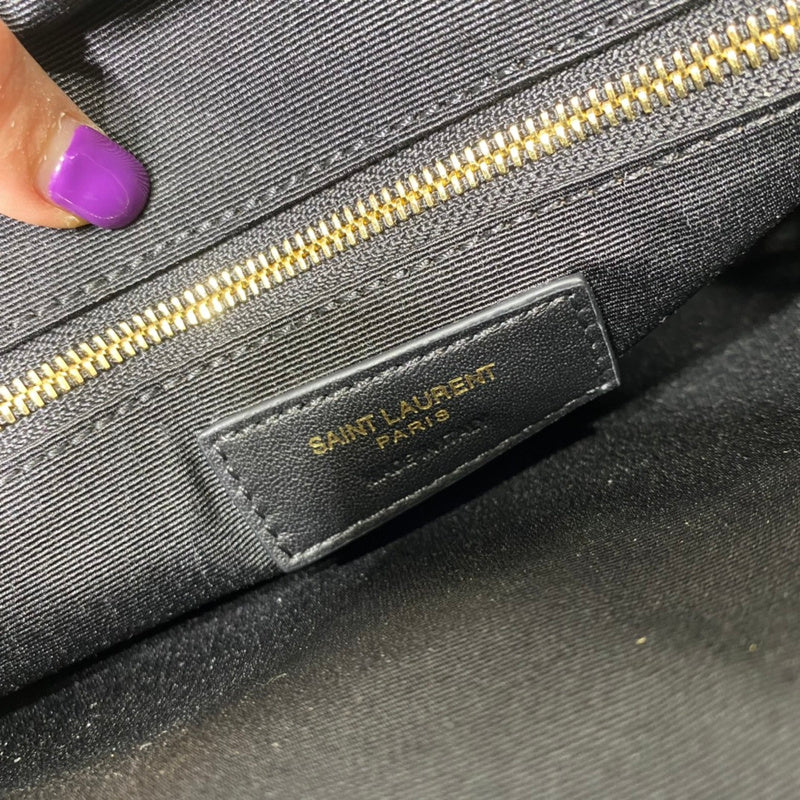 Amelia - YSL Bag - 2442