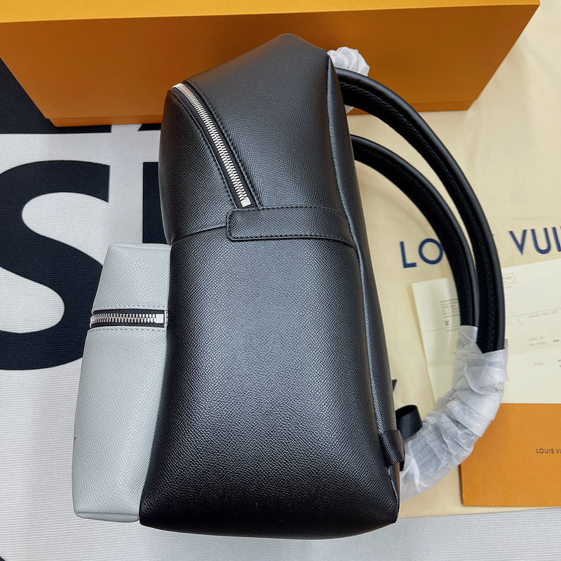 Fan Fashion Lu-Vi bags - 9580