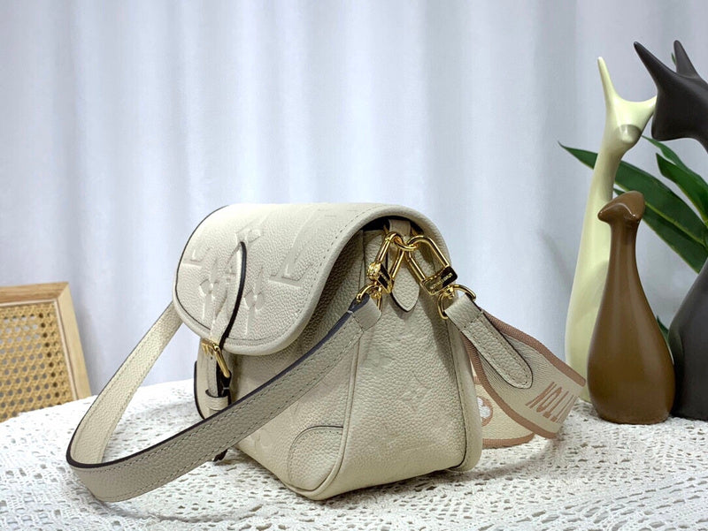 Amelia - LOV Lady Bags - 182