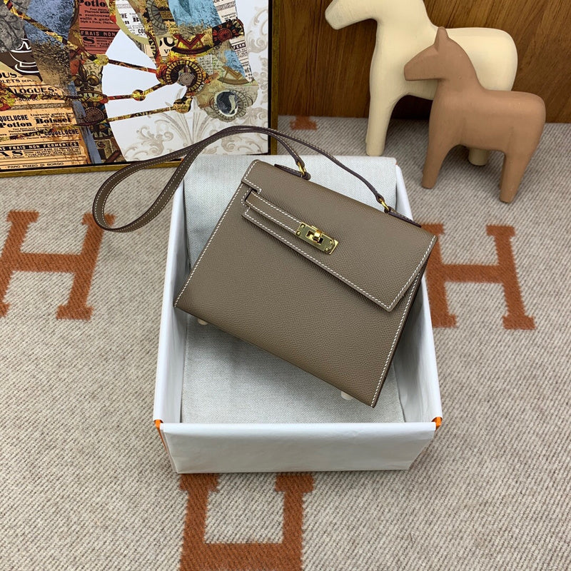 Amelia - HMS Bags - 1718