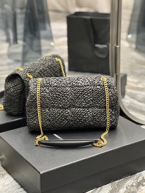Amelia - YSL Bag - 1881