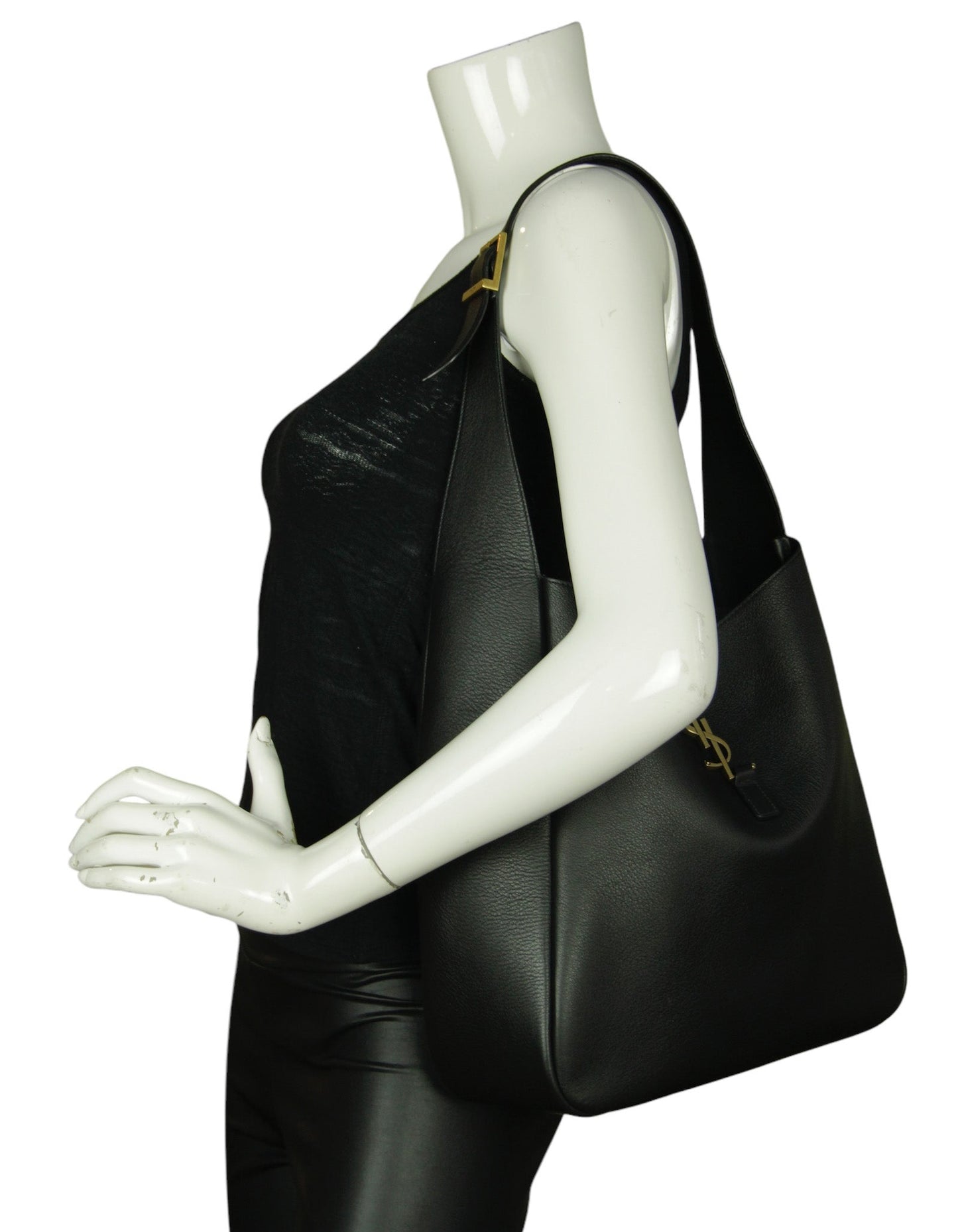 Saint Laurent Black Large Le 5 A 7 Shoulder Bag