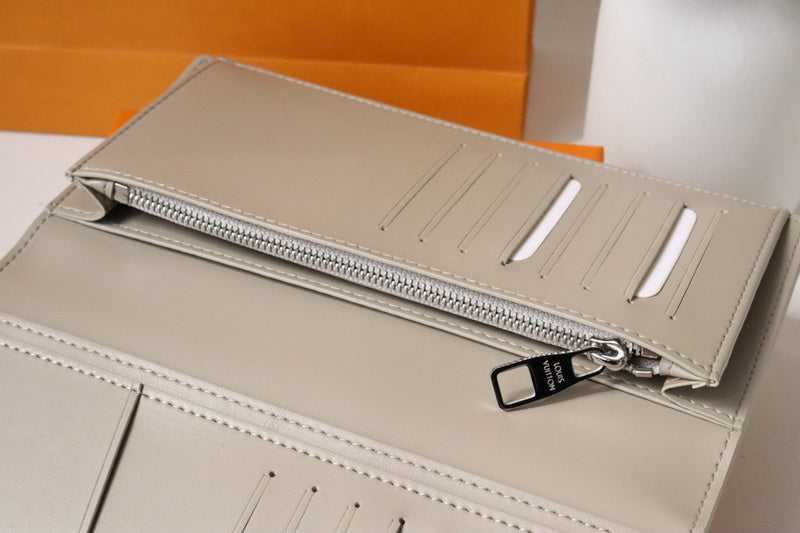 Amelia- LOV  Luxury  Wallets - 628