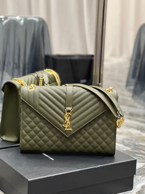 Amelia - YSL Bag - 1883