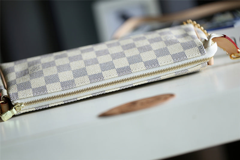 Fan Fashion Lu-Vi bags - 9377